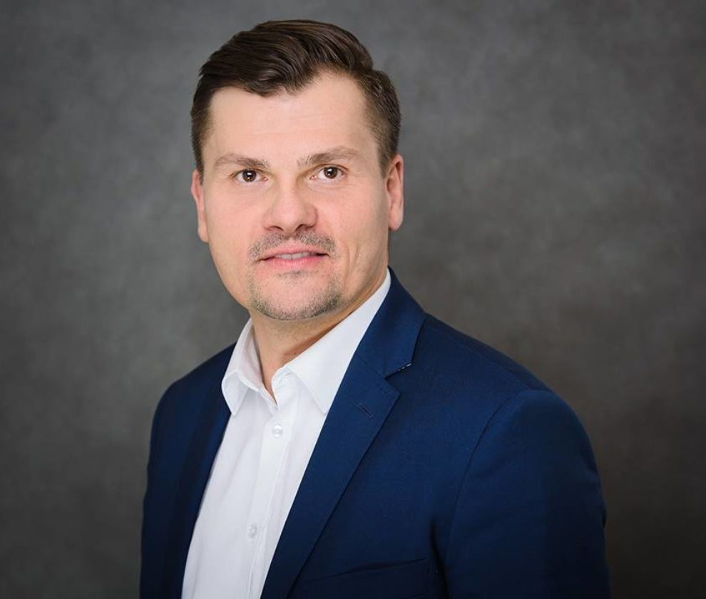 DFR Marek Ignor rect 1 990x720