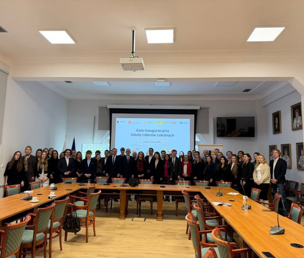 1ad76628 37af 4990 9a26 205ef153f574 990x840