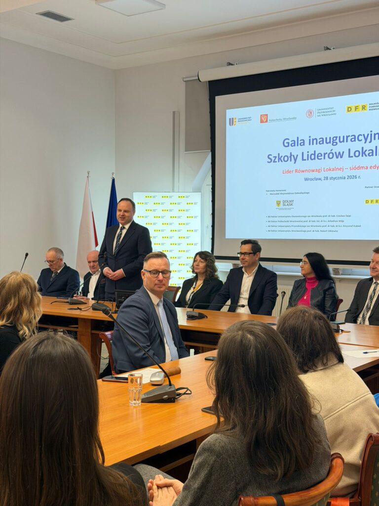 2df24712 0113 48de abef 6b94d9b581b6